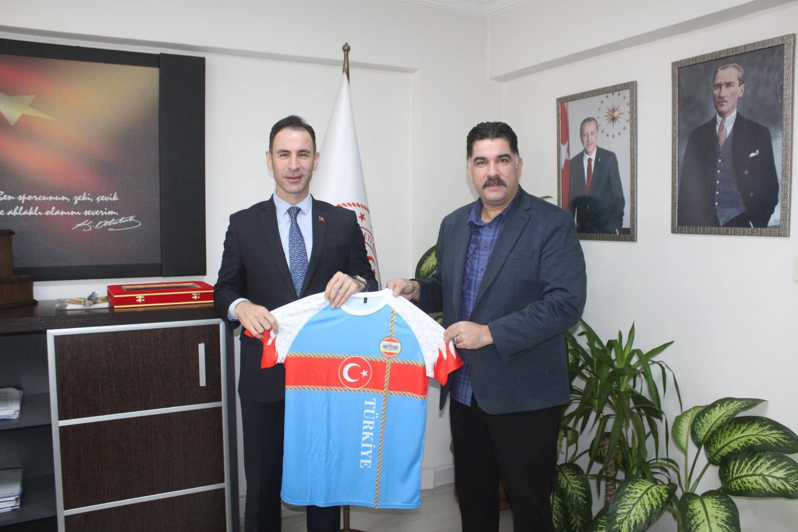 Halat Çekme Federasyonu Başkanı Eray Aldemir’den Mersin Gençlik ve Spor Ziyareti