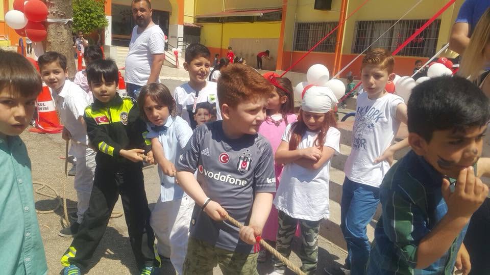 Aydınlıkevler İlkokulunda Halat Çekme Turnuvası yapılmıştır. - 5